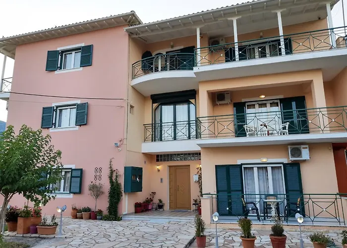 Lefteris 3*